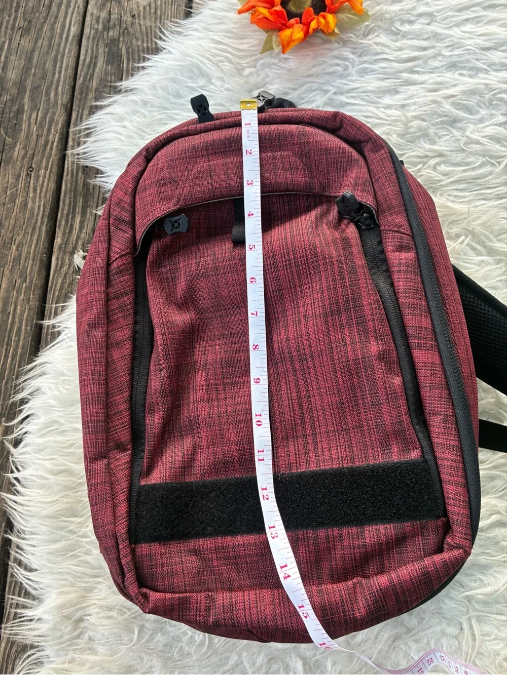 Vertx compact maroon